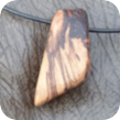 Holz-Amulett